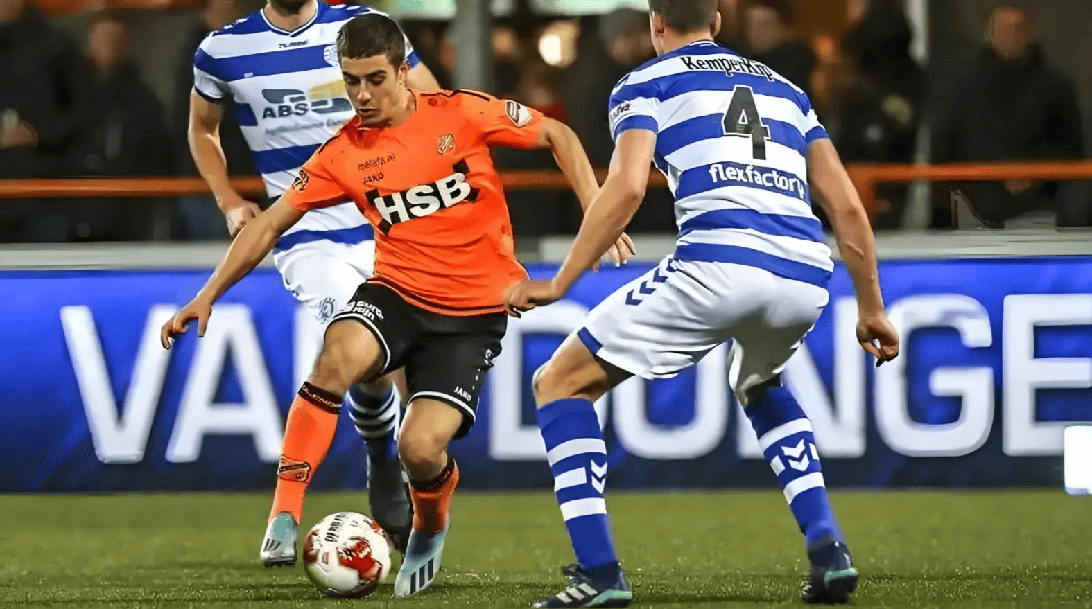 关于转折点多伦多猛龙战术微调，荷甲清晨攻防权衡，引发热议，赛程密集仍需轮换的信息-九游app下载